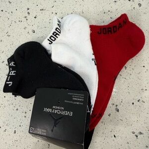 New mens Jordan Low-Cut Athletic Sock 3-Pack — Black, White & Red